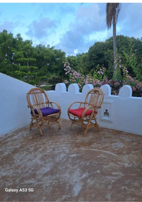 Image: Katiti N'tamu Lamu