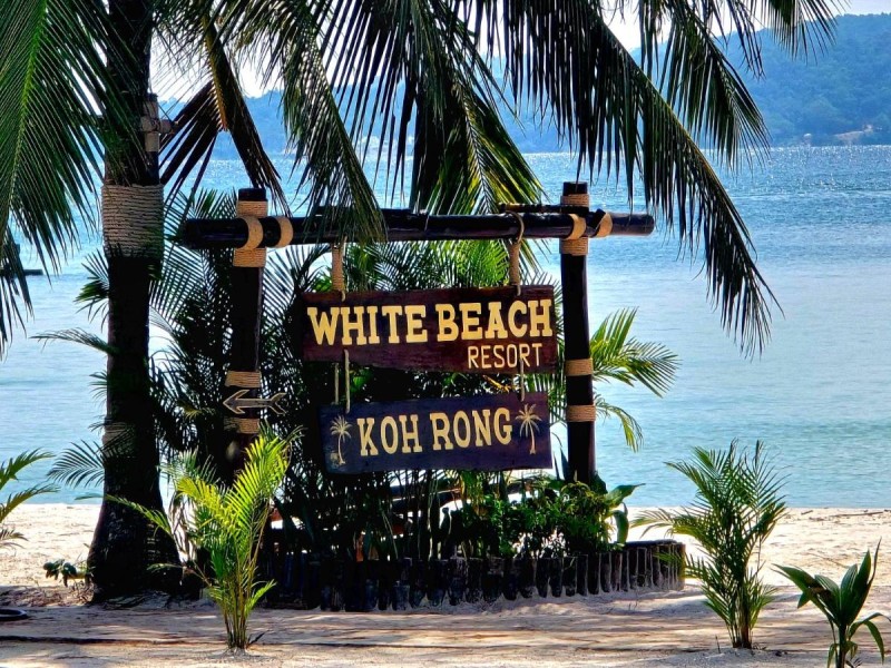Image: White Beach Resort Longset