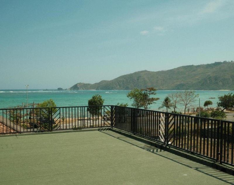 Image: Mar Bella Beachfront