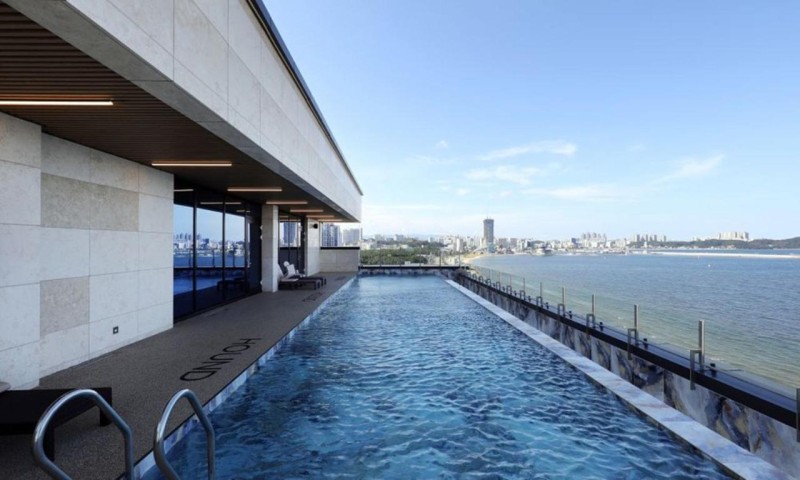 Image: Pohang Hound Hotel Songdo Beach