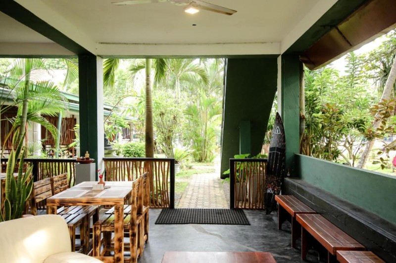 Image: Surf Dine