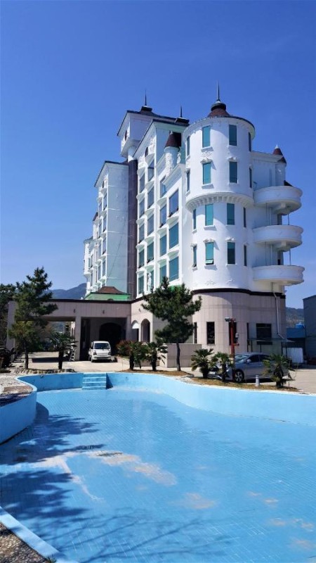 Image: Namhae Beach Hotel