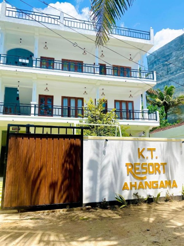 Image: K T Resort - Ahangama