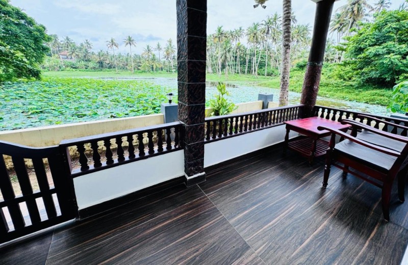 Image: Maadathil Cottages & Beach Resort