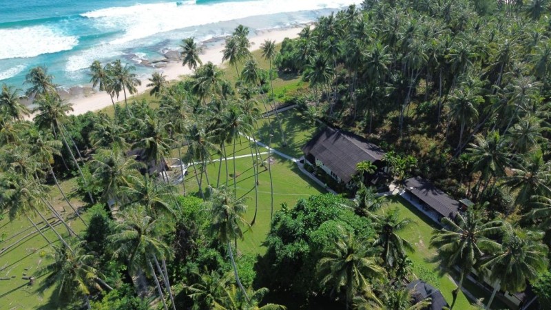 Image: Island Time Surf Resort