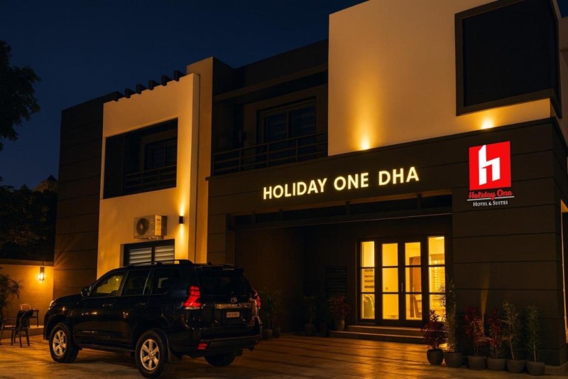 Image: Holiday One Hotel & Suites - DHA-8