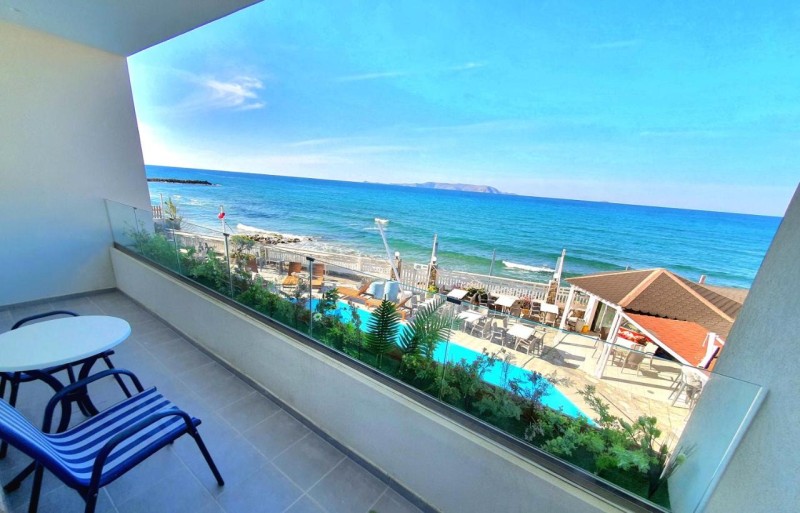 Image: Sunset Beach Hotel