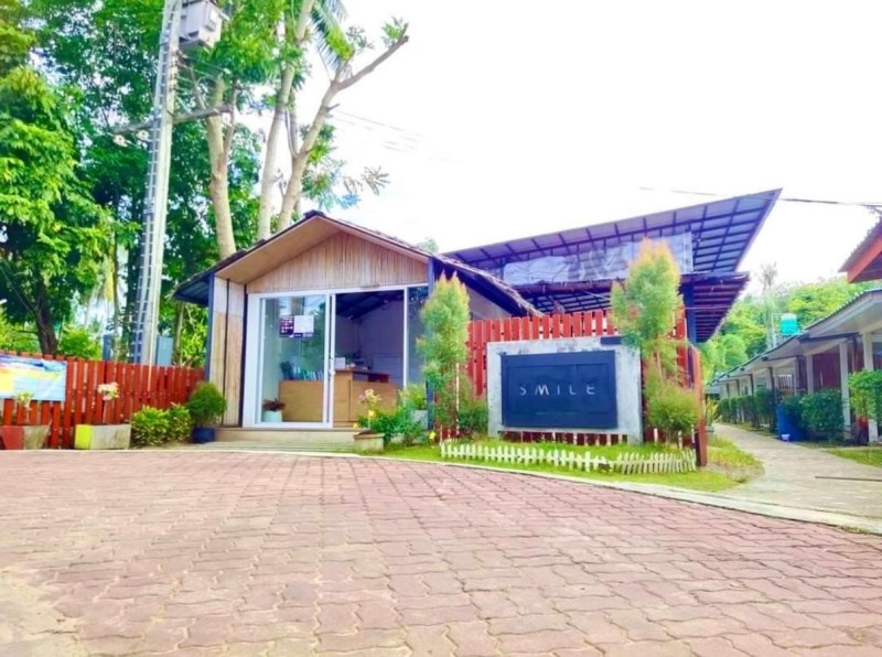 Image: Smile Resort Koh Mook
