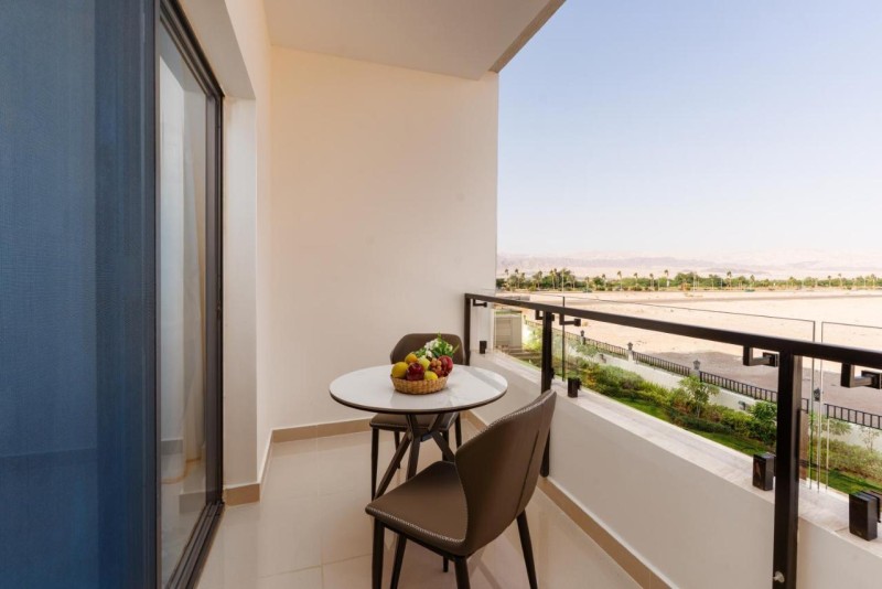Image: Golden Pillar Hotel