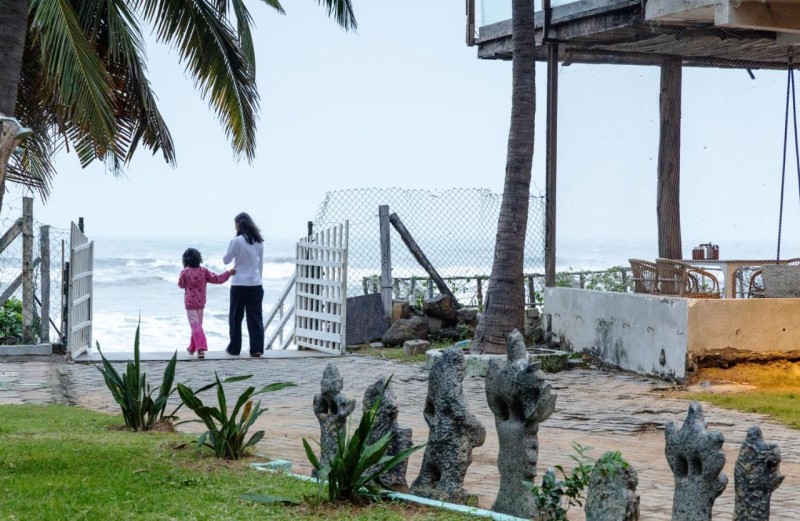 Image: Sea Breeze Beach Resort