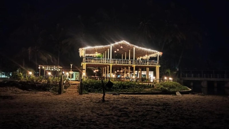 Image: Coconut tree cafe Gokarna