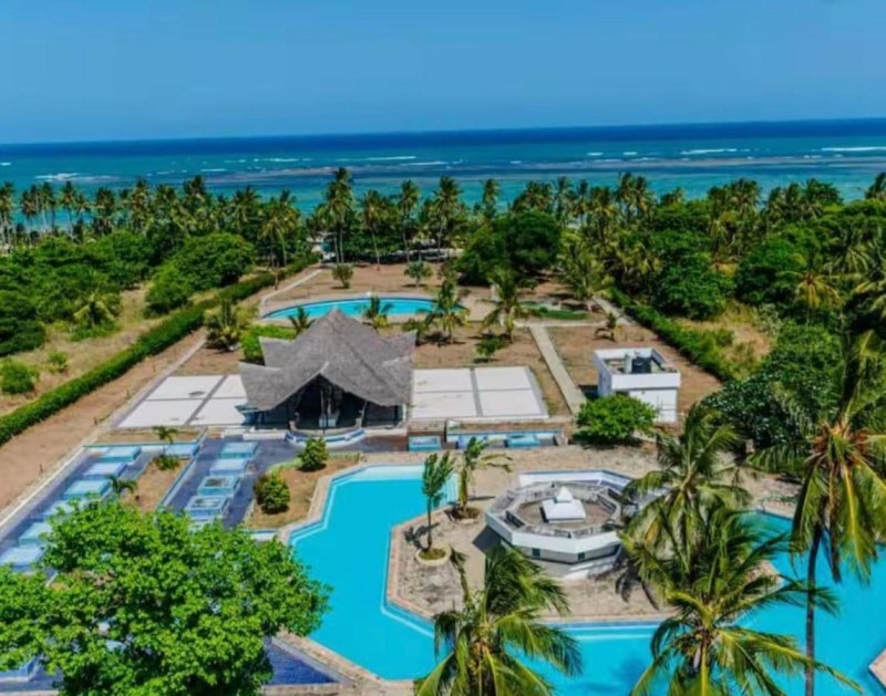 Image: Golden Sun Beach Apartments