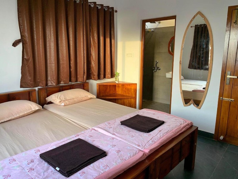 Image: Murthy Surf School