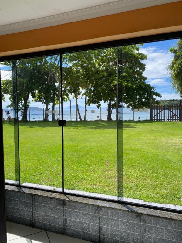 Image: Suíte em Pousada dos comerciários na Prainha de Mambucaba em Paraty RJ