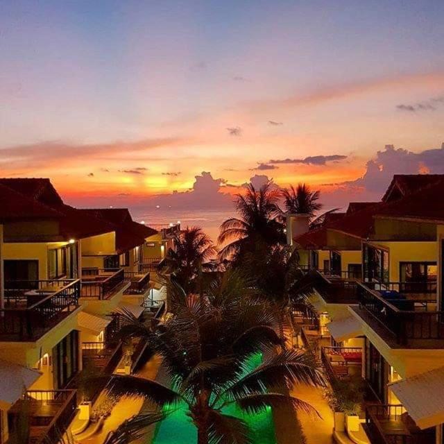 Image: Simple Life Cliff View Resort