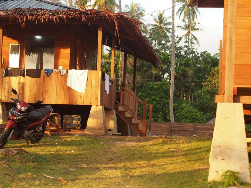 Image: Dico Surf Point- Surf Lodge in Simeulue