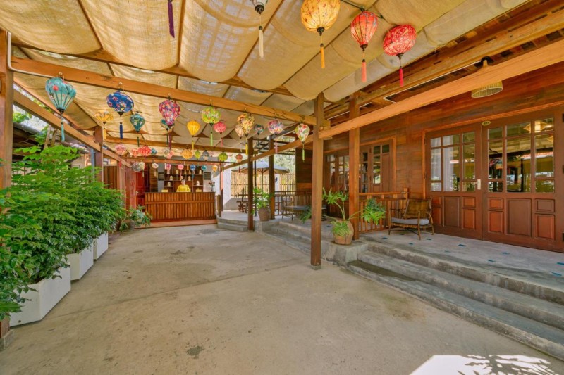 Image: Hoianbang Beach Front Villa