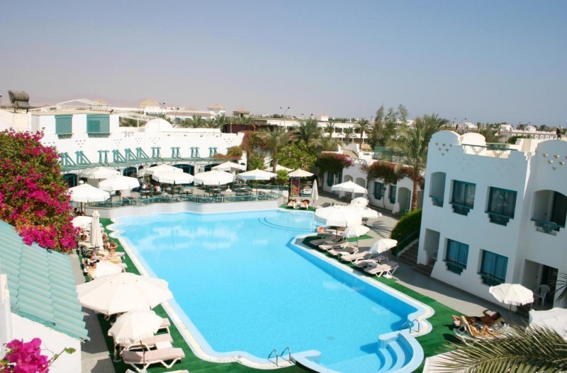 Image: Falcon Hills Hotel