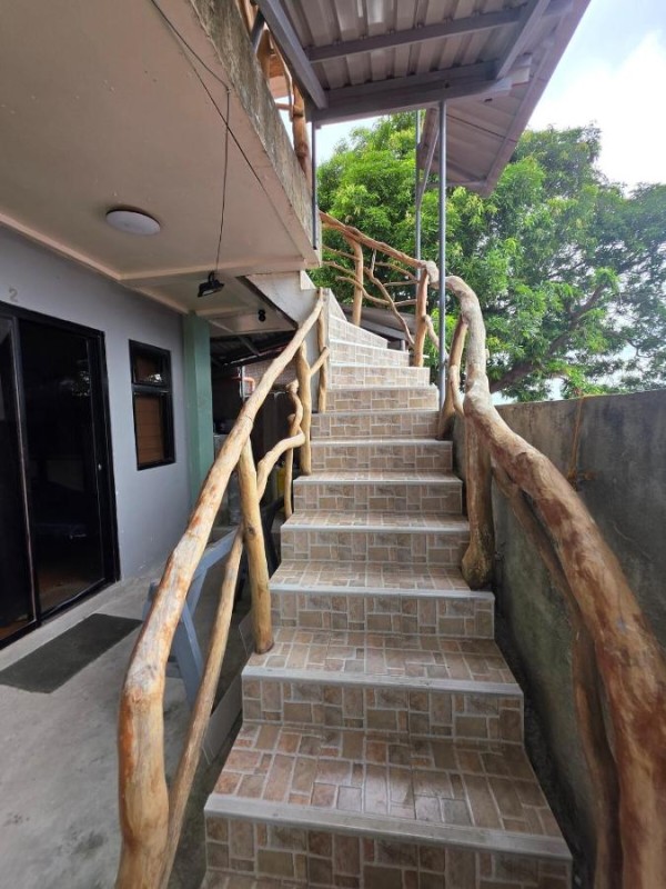 Image: Anilao All-Inclusive Daily Scuba Dive plus Meals, Onsite Nudibranch experience at Aloha Aina Resort
