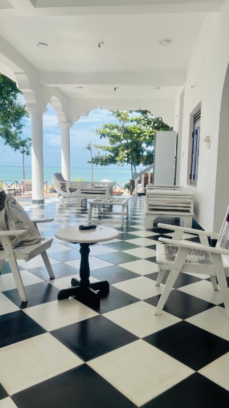 Image: Elysian Stay Arugambay