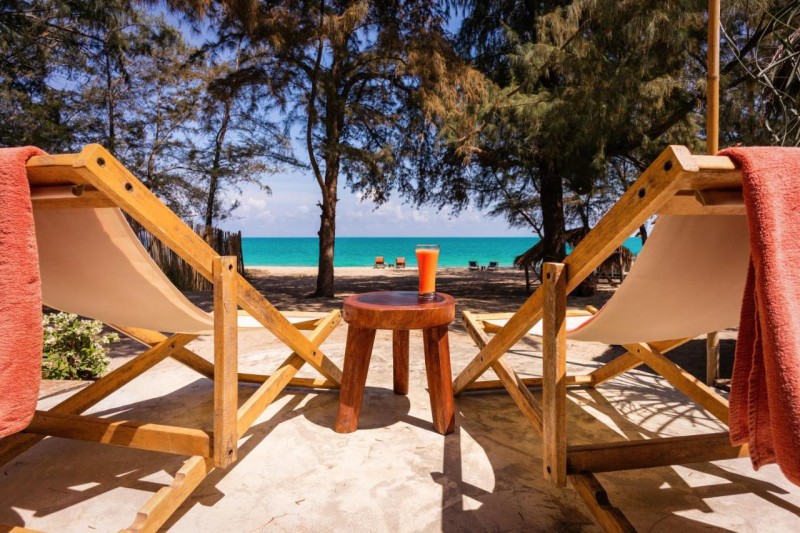 Image: Mumsa Beach Resort & Restaurant