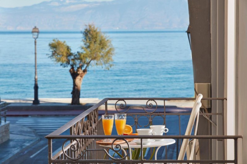 Image: The Gardens Gallery Hotel