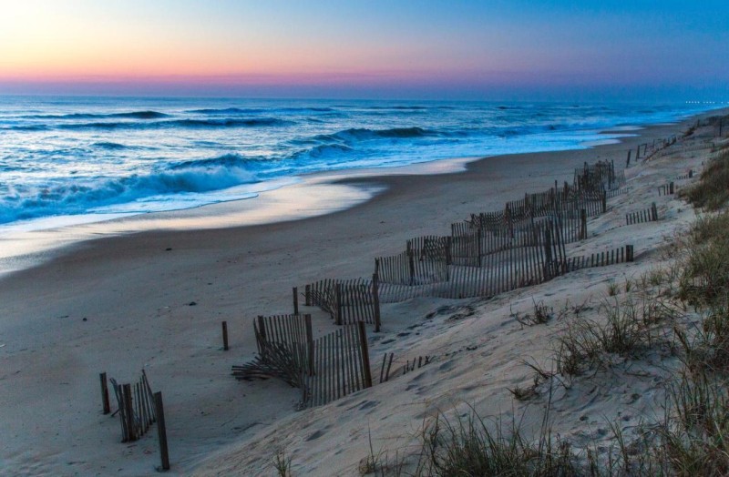 Image: Holiday Inn Express Nags Head Oceanfront by IHG