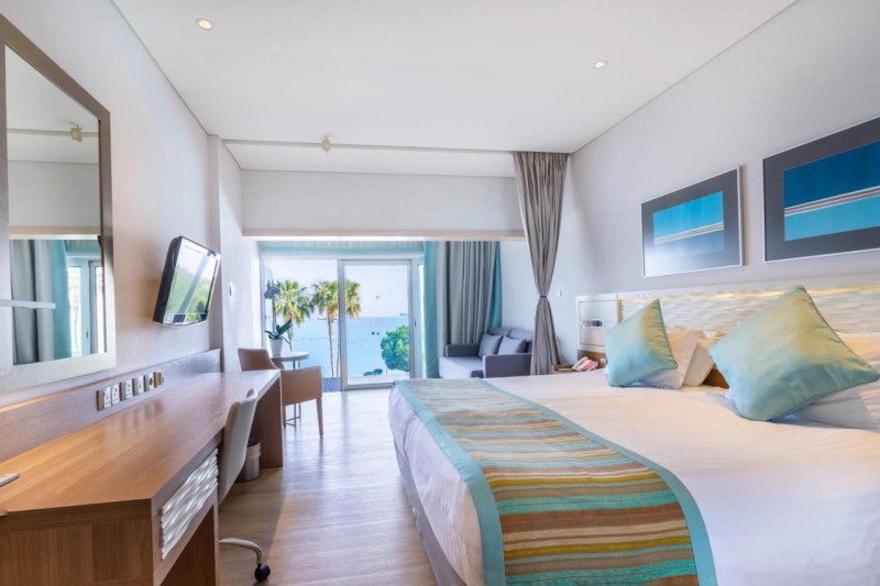 Image: Crowne Plaza Limassol by IHG