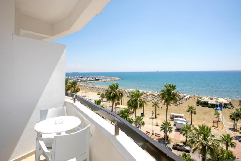Image: Les Palmiers Beach Boutique Hotel & Luxury Apartments