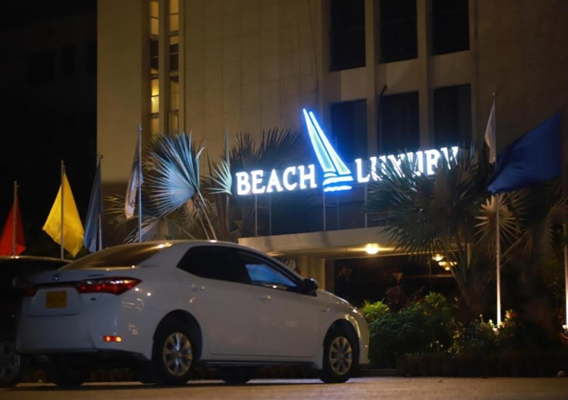 Image: Beach Luxury Hotel