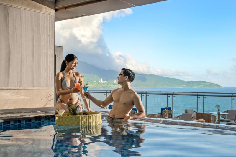 Image: BlueSun Danang Beach Hotel
