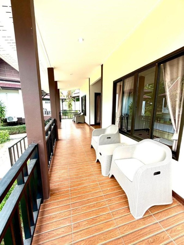 Image: Lanta Klong Nin Beach Resort