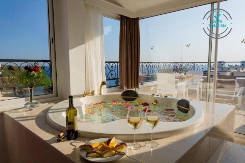 Image: Wise Hotel & Spa - Adults Only