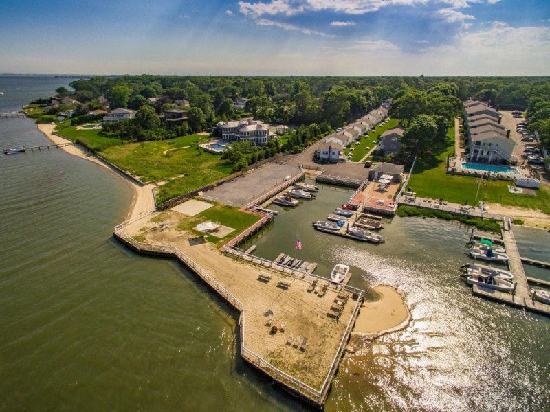 Image: Colonial Shores Resort