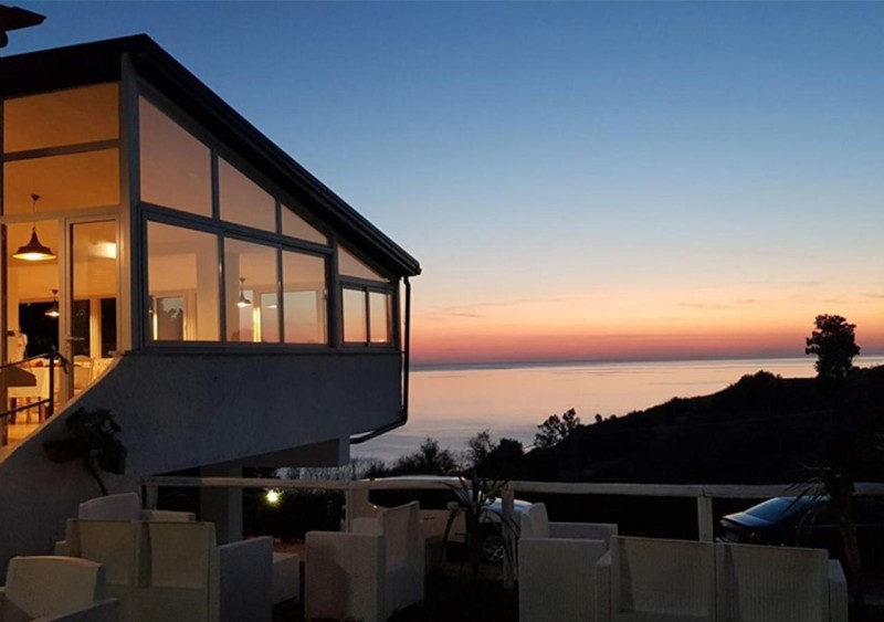 Image: HOTEL MERCURIO SUL MARE - Fish restaurant and private beach