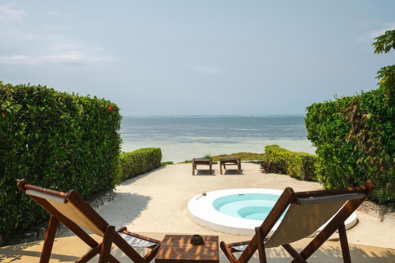 Image: Zanbluu Beach Hotel