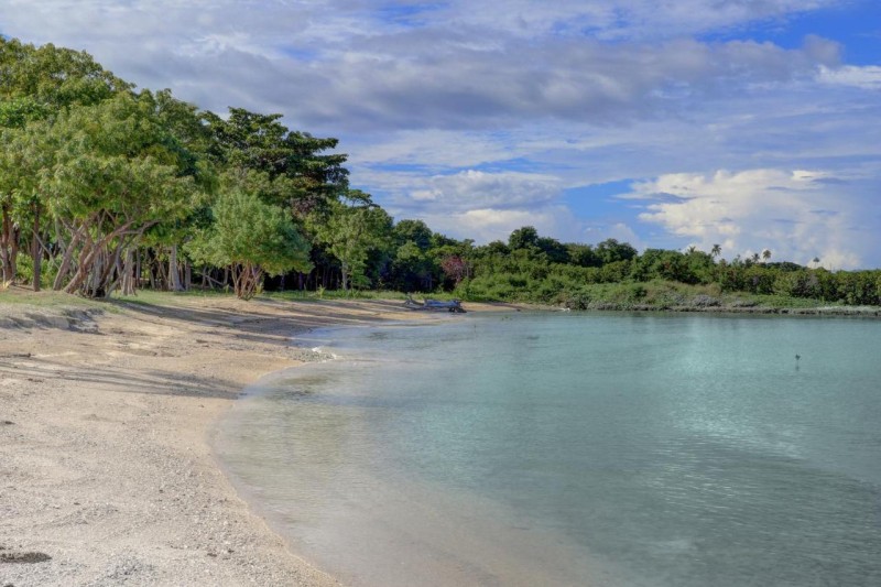 Image: Nila Beach Resort