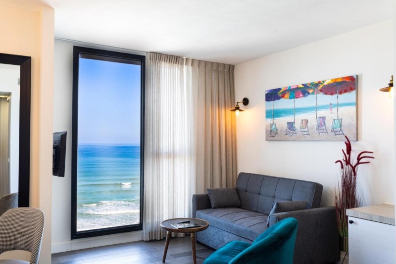 Image: Roxon Sea Sand Bat Yam
