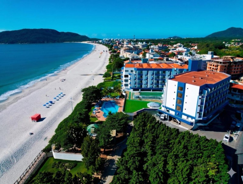 Image: Ingleses Praia Hotel - Com Piscina Aquecida