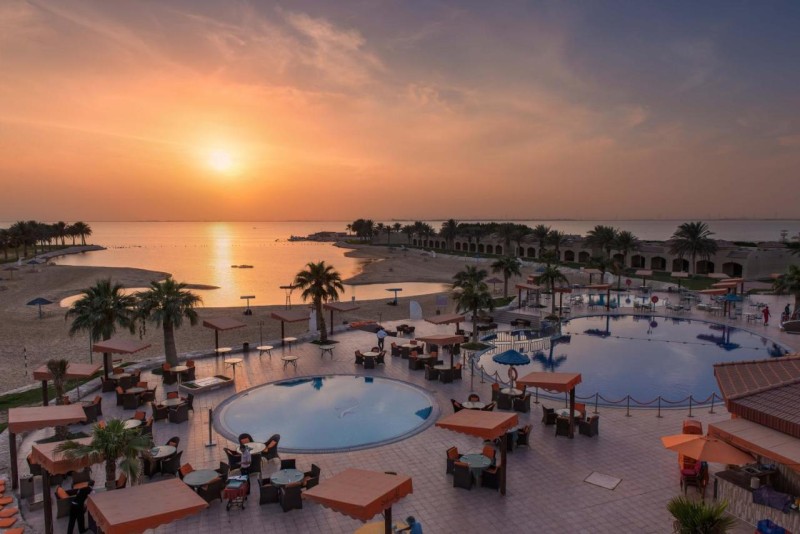 Image: Mena Holiday Beach Resort Half Moon