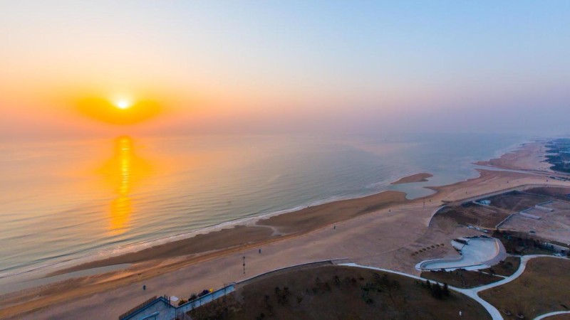 Image: Qingdao Mangrove Tree Resort World - Red Coral Hotel