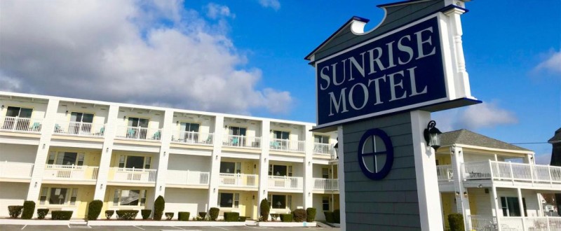 Image: Sunrise Motel