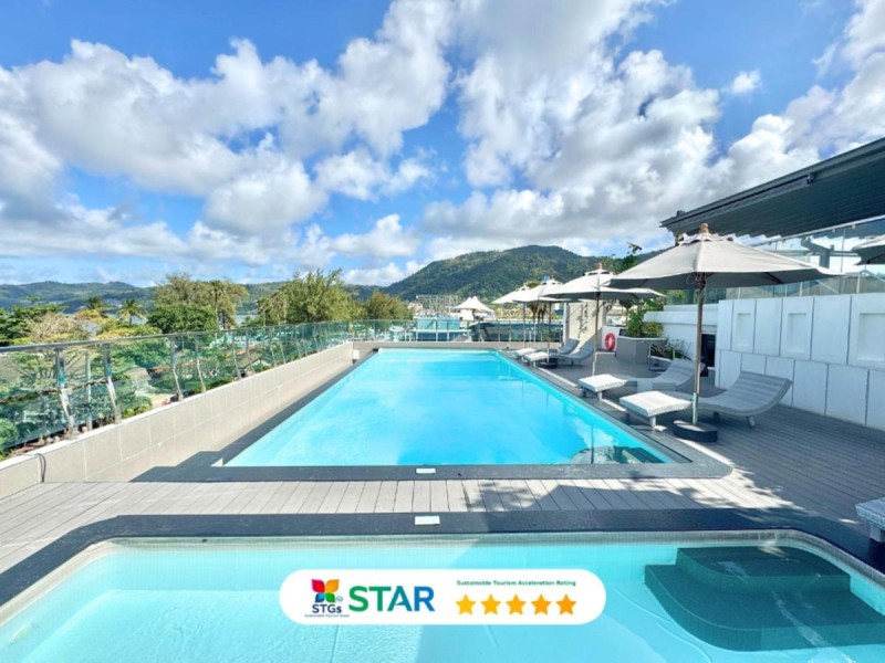 Image: Clarian Hotel Beach Patong