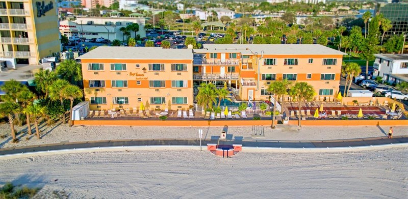 Image: Page Terrace Beachfront Hotel