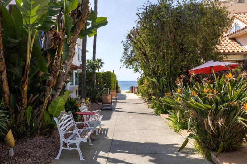 Image: Sea Blue Hotel