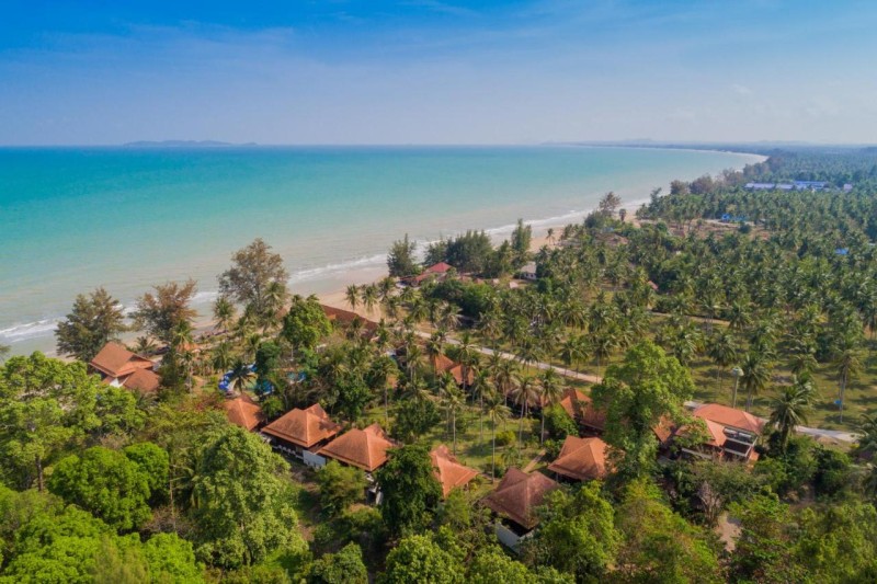 Image: Coral Hotel Bangsaphan
