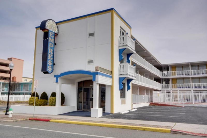 Image: Empress Motel