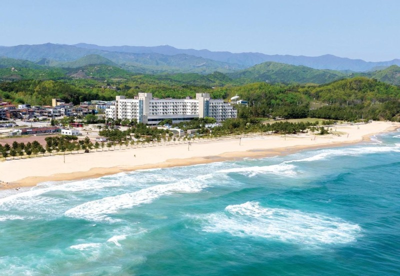 Image: Ocean2YouResort SokchoSeorakBeach Hotel&Condo