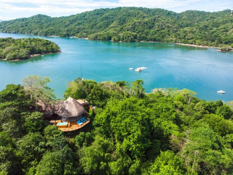 Image: Isla Chiquita Glamping Hotel