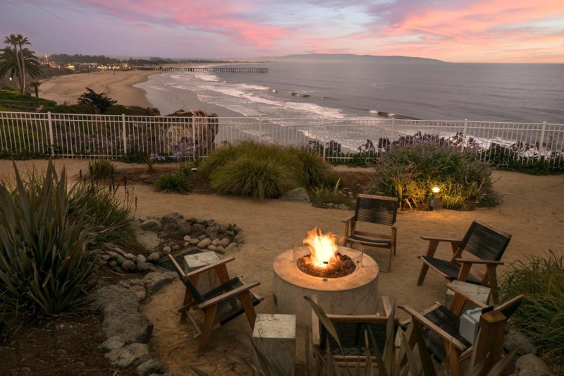 Image: Cottage Inn by the Sea